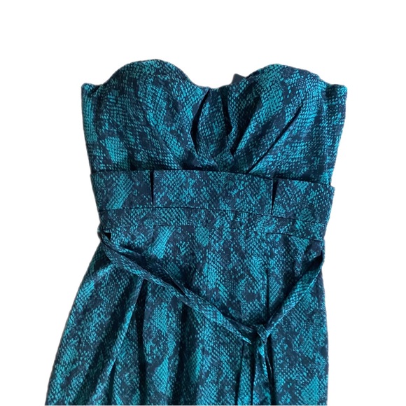 Michael Costello x REVOLVE Gwendolyn Jumpsuit in Green Snake small nwt strapless - Picture 8 of 8